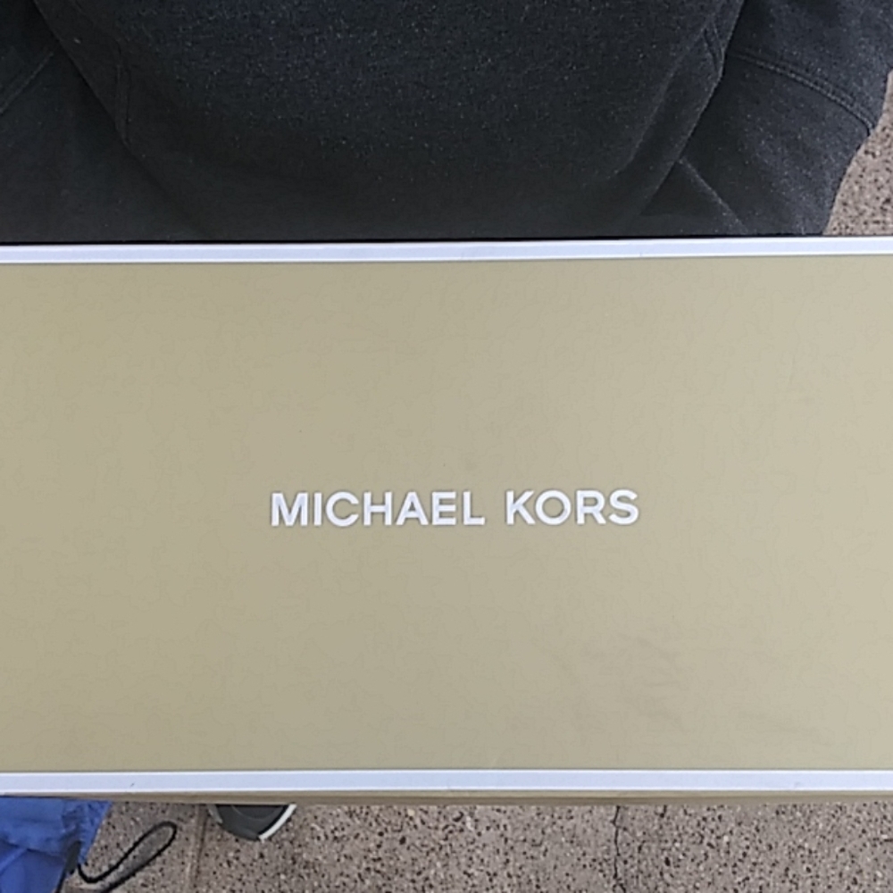 Mk house shoes